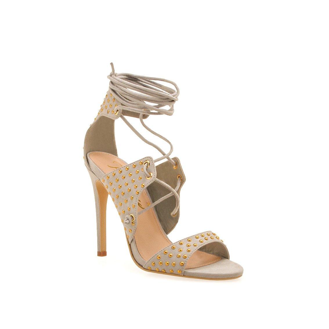 HeelPrivilegedAluna