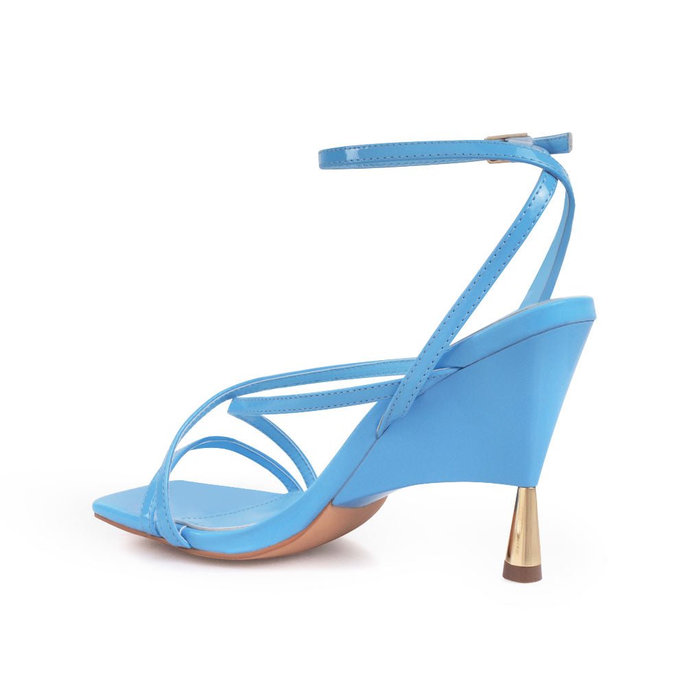 HeelPrivilegedBronson