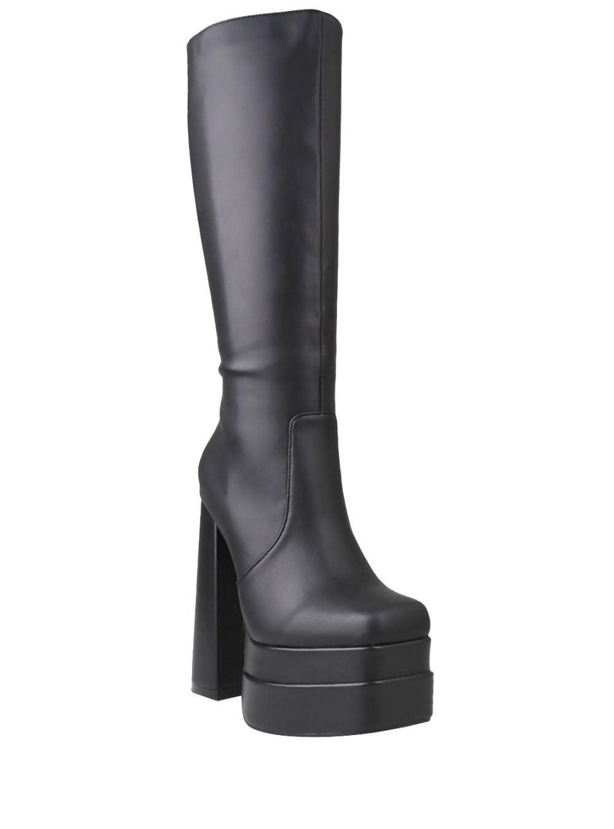 BootPrivilegedBruna