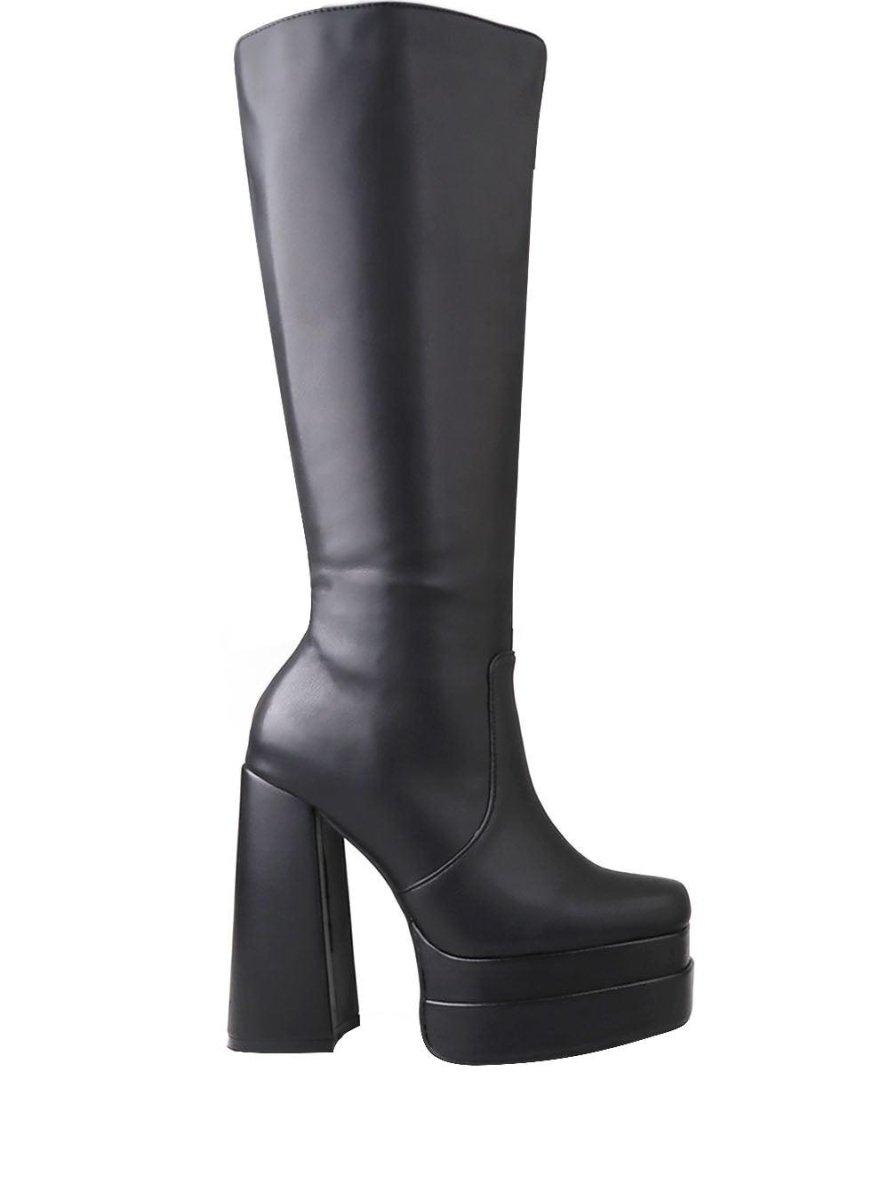 BootPrivilegedBruna