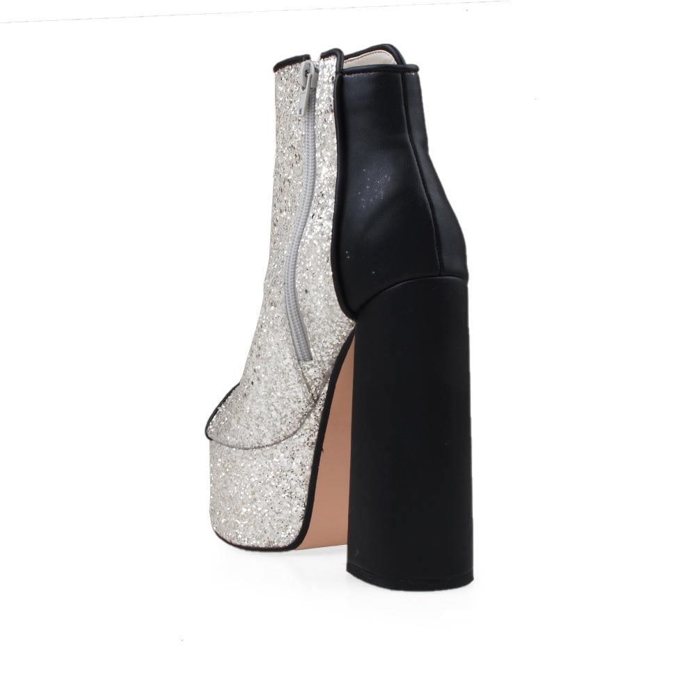 BootiePrivilegedCacie
