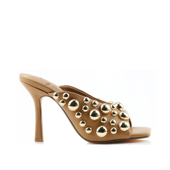 HeelPrivilegedChic