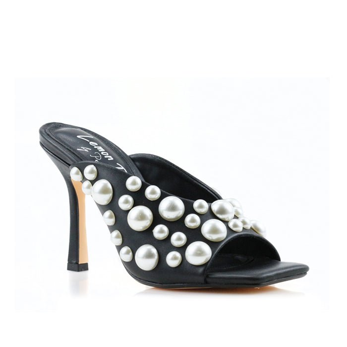 HeelPrivilegedCormac