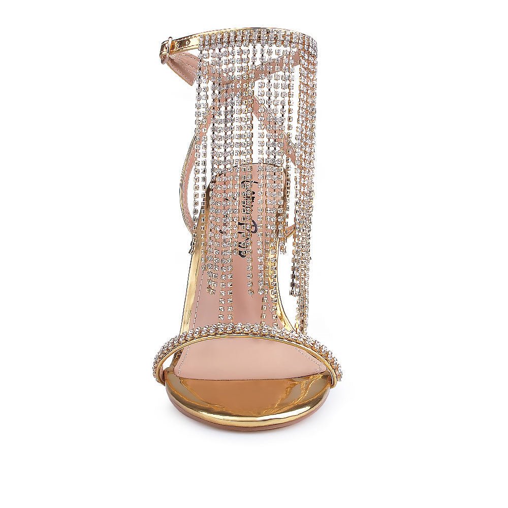 HeelPrivilegedEanna