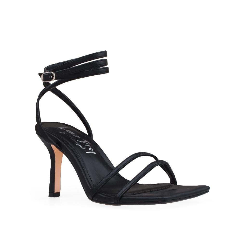 HeelPrivilegedEleonora