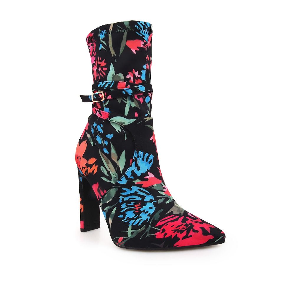 BootiePrivilegedGisele