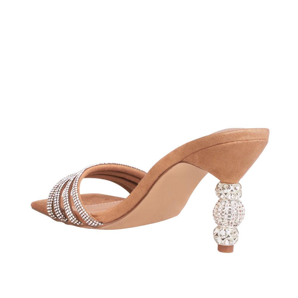 HeelPrivilegedHaute