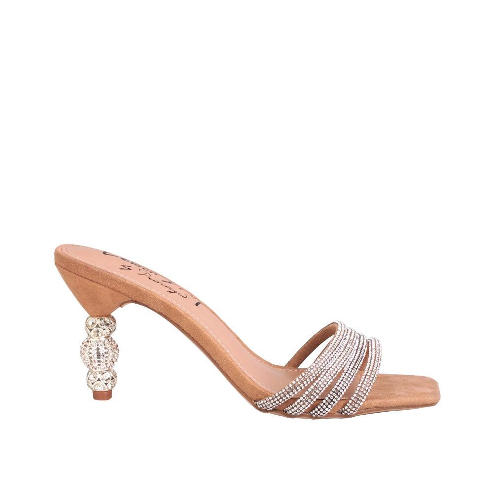 HeelPrivilegedHaute