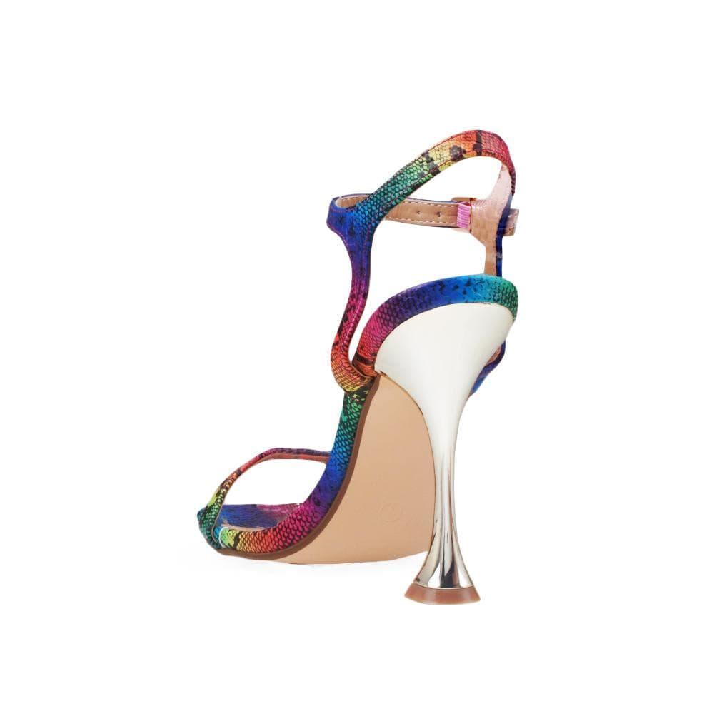 HeelPrivilegedHedwige
