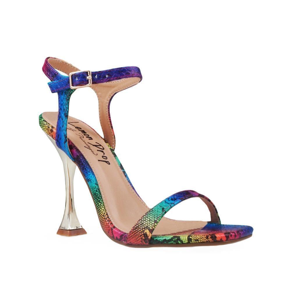 HeelPrivilegedHedwige