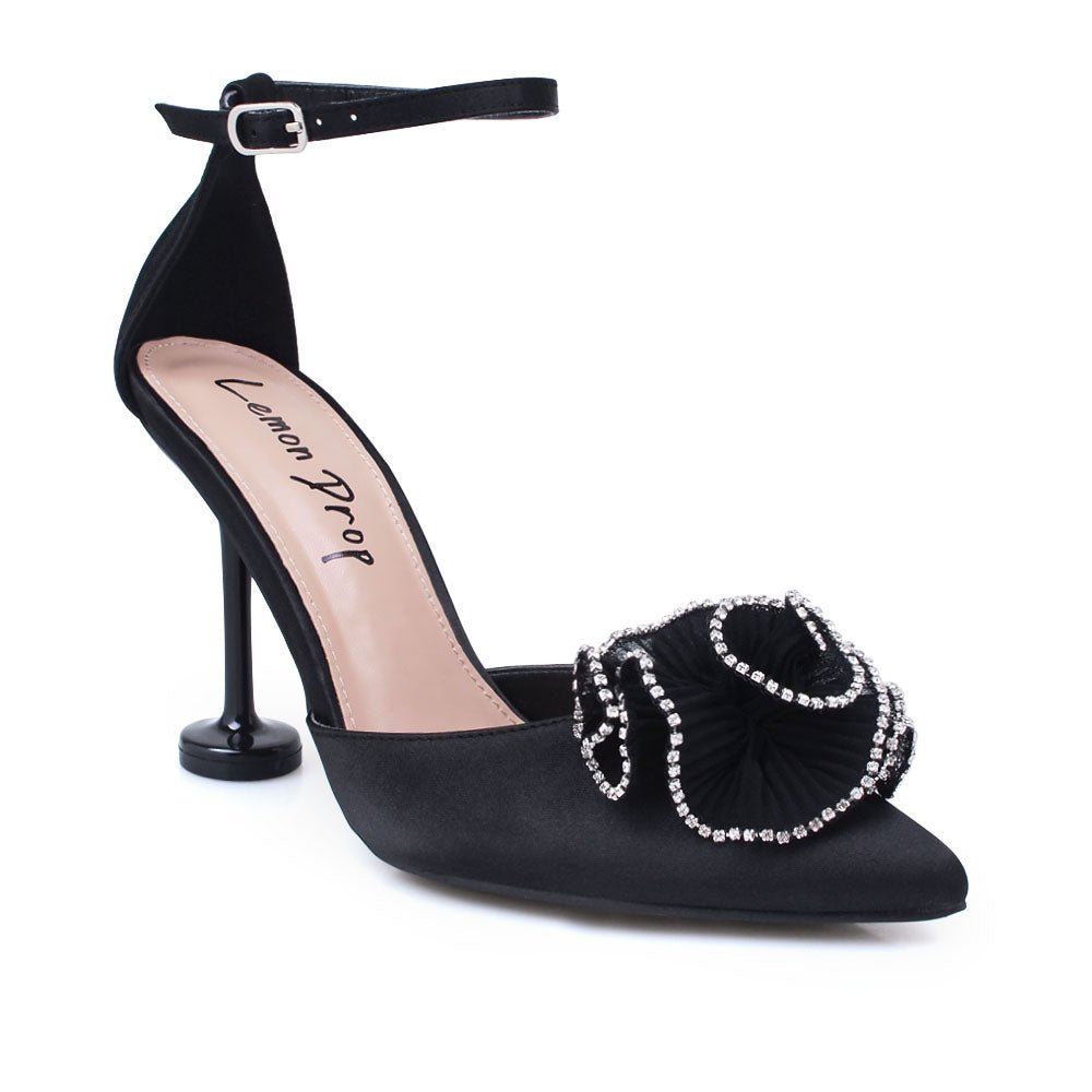 HeelPrivilegedJendi