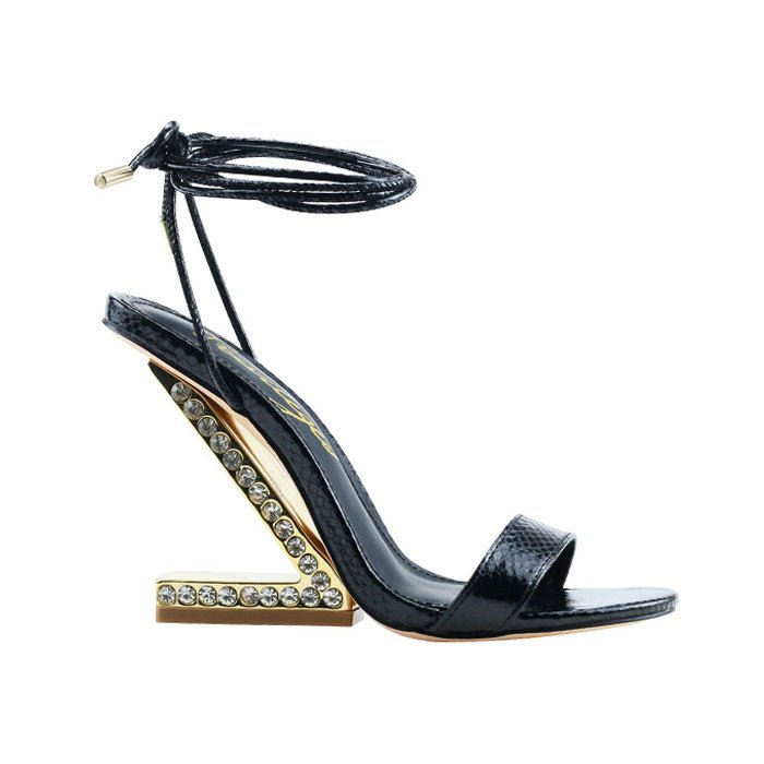 HeelPrivilegedJrue