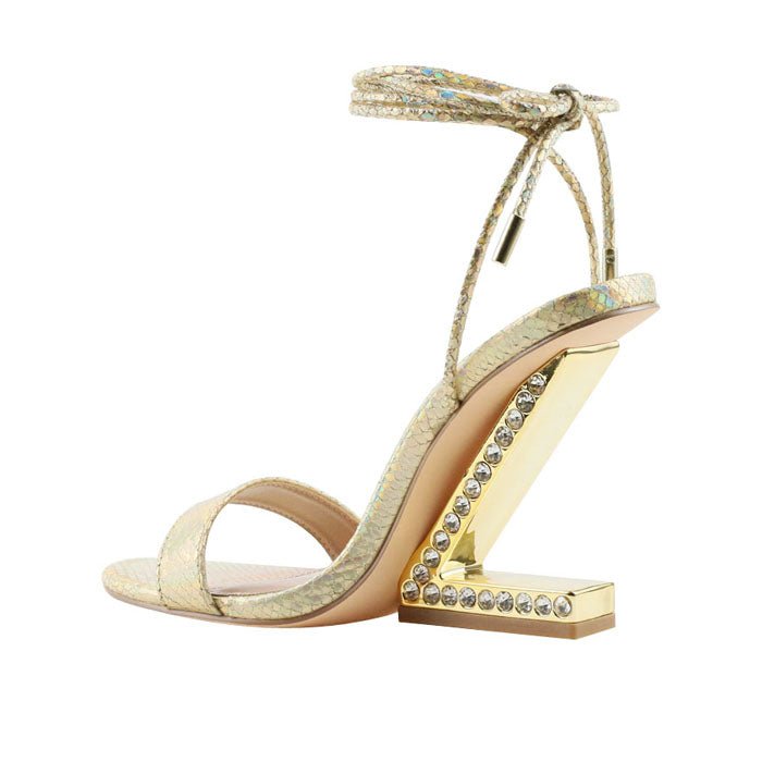 HeelPrivilegedJrue