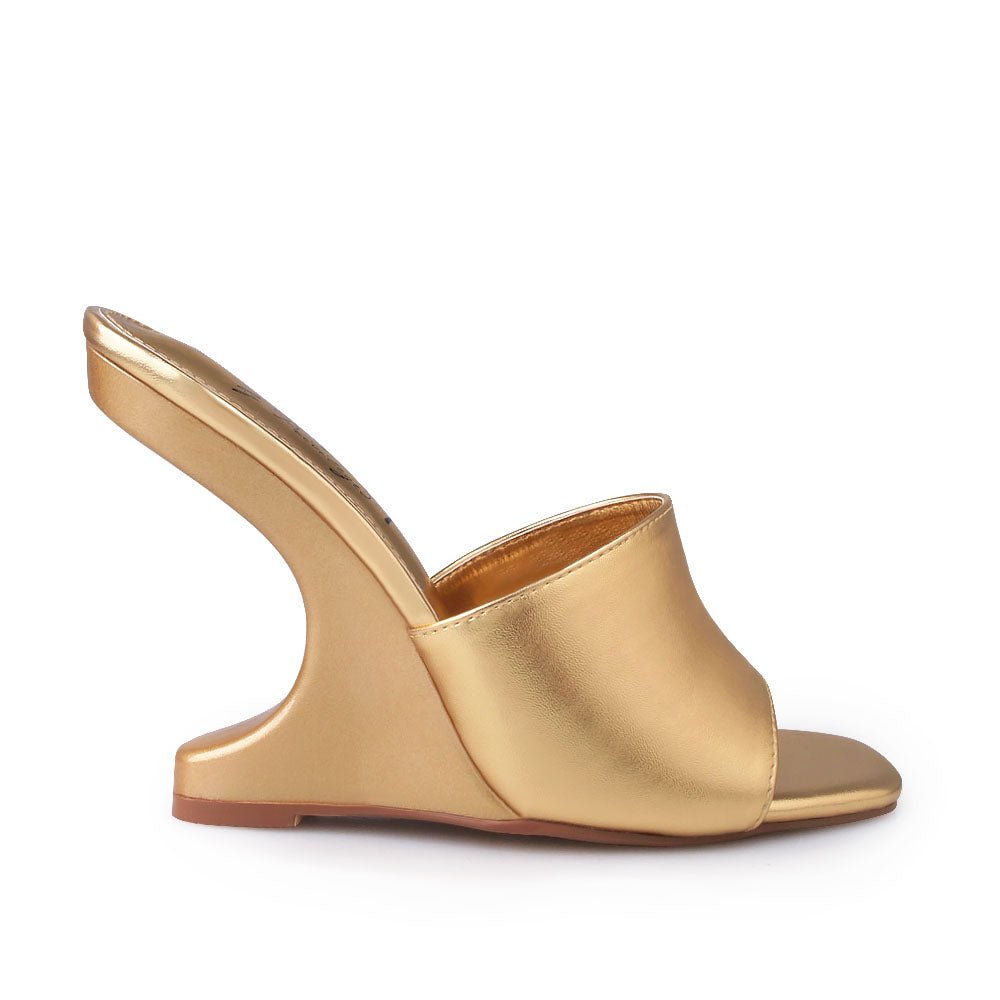 HeelPrivilegedKabili