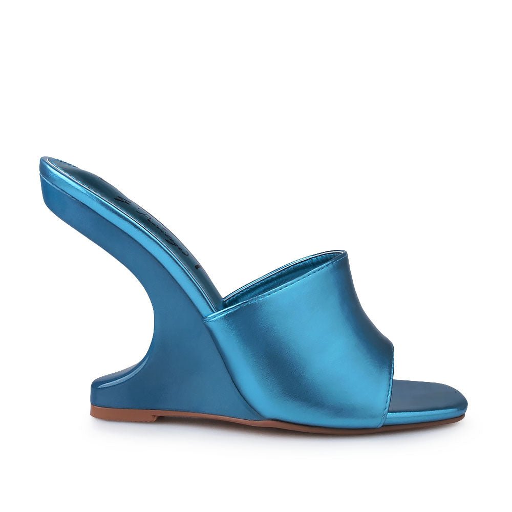 HeelPrivilegedKabili