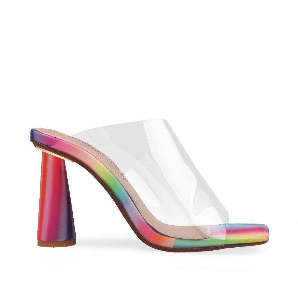 HeelPrivilegedKarisa