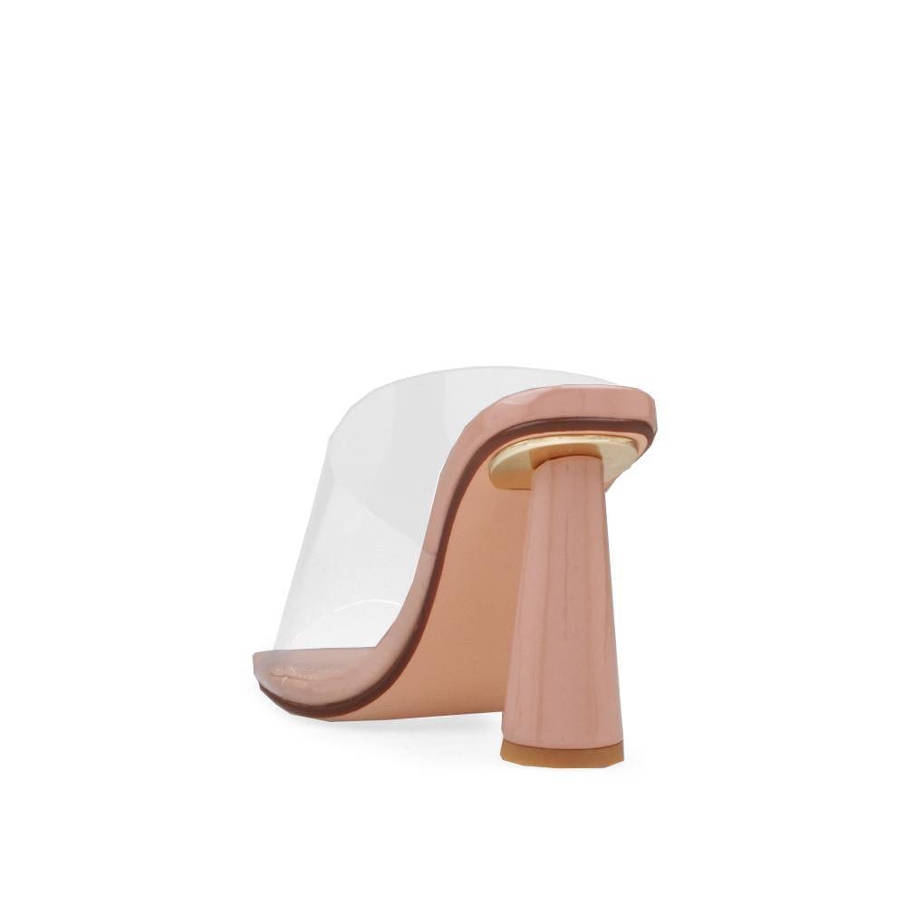 HeelPrivilegedKarisa