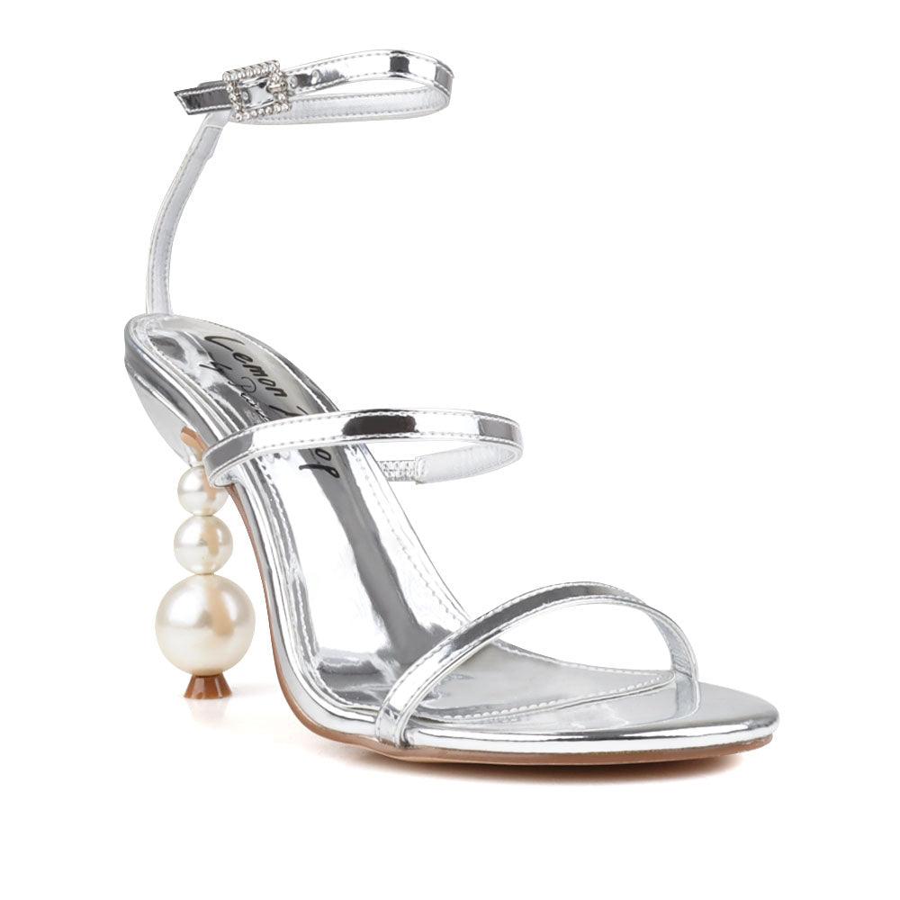 HeelPrivilegedLinnett