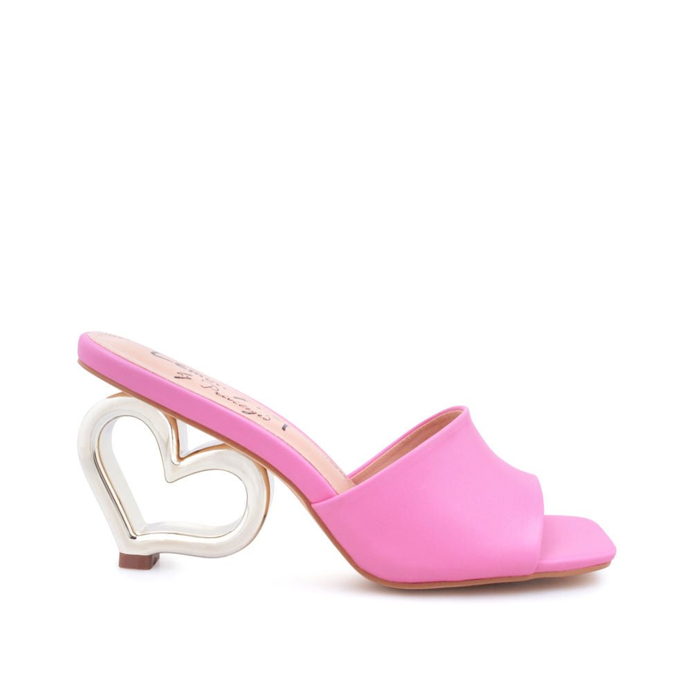 HeelPrivilegedLyza