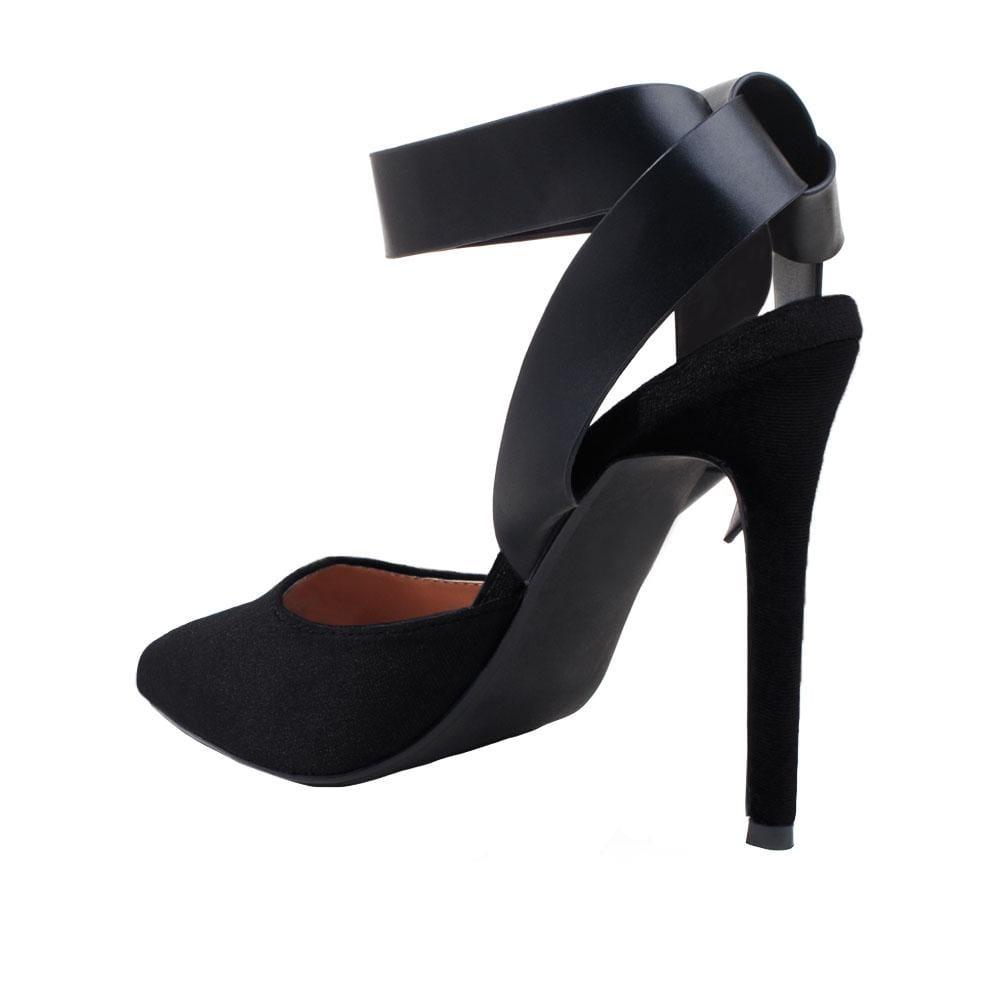 HeelPrivilegedMeleen