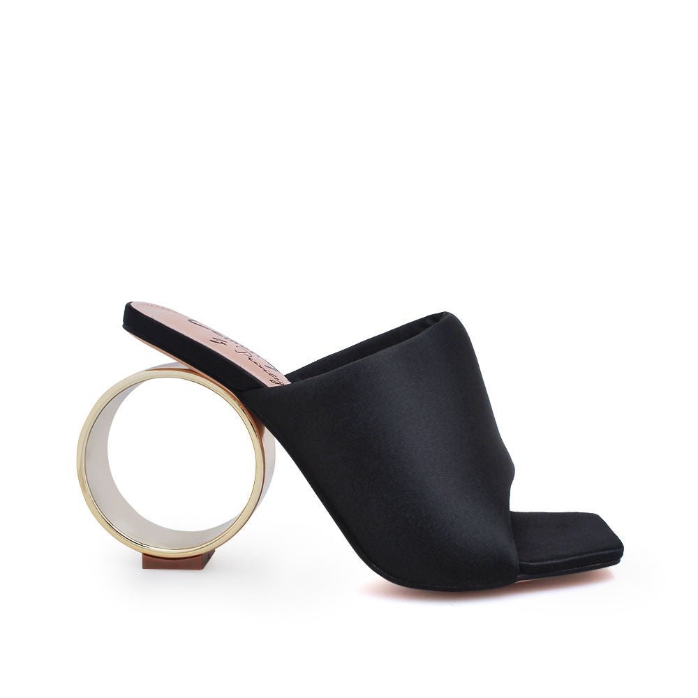 HeelPrivilegedMishkin