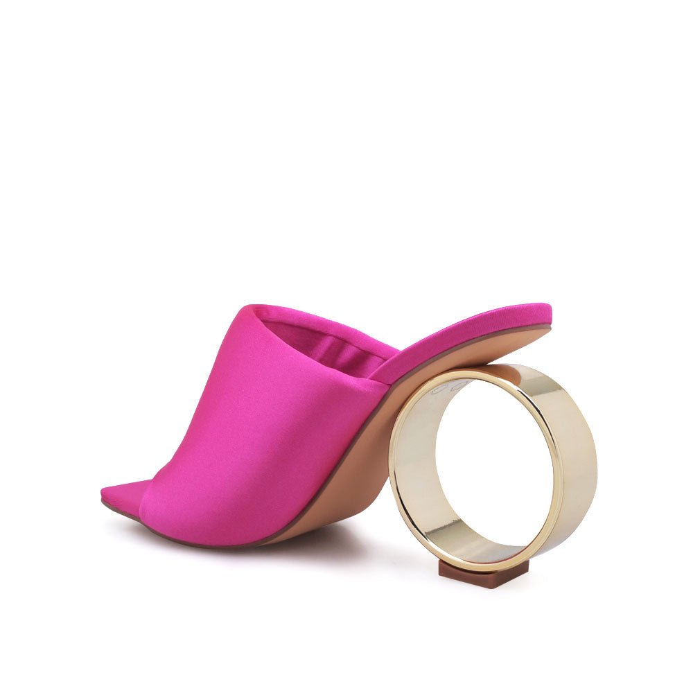 HeelPrivilegedMishkin
