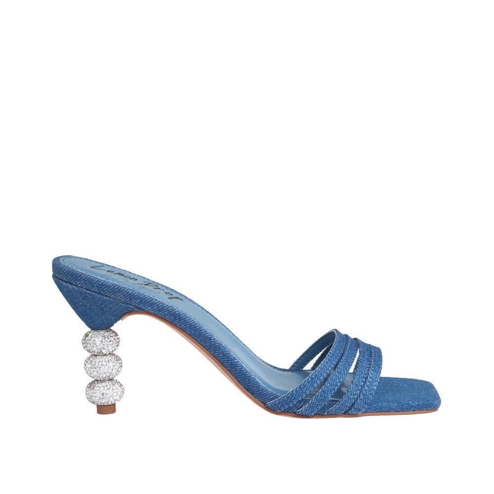 HeelPrivilegedMonica
