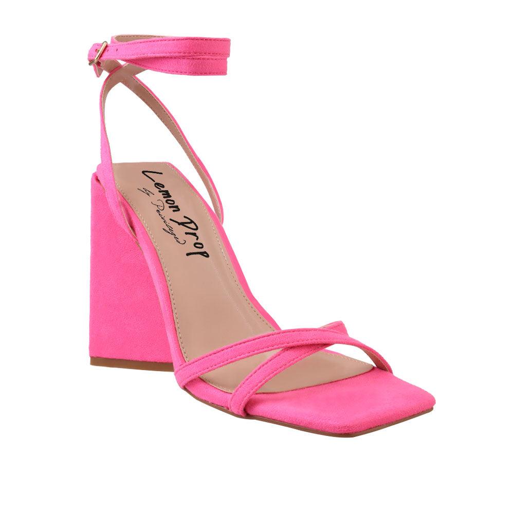 HeelPrivilegedNaomi