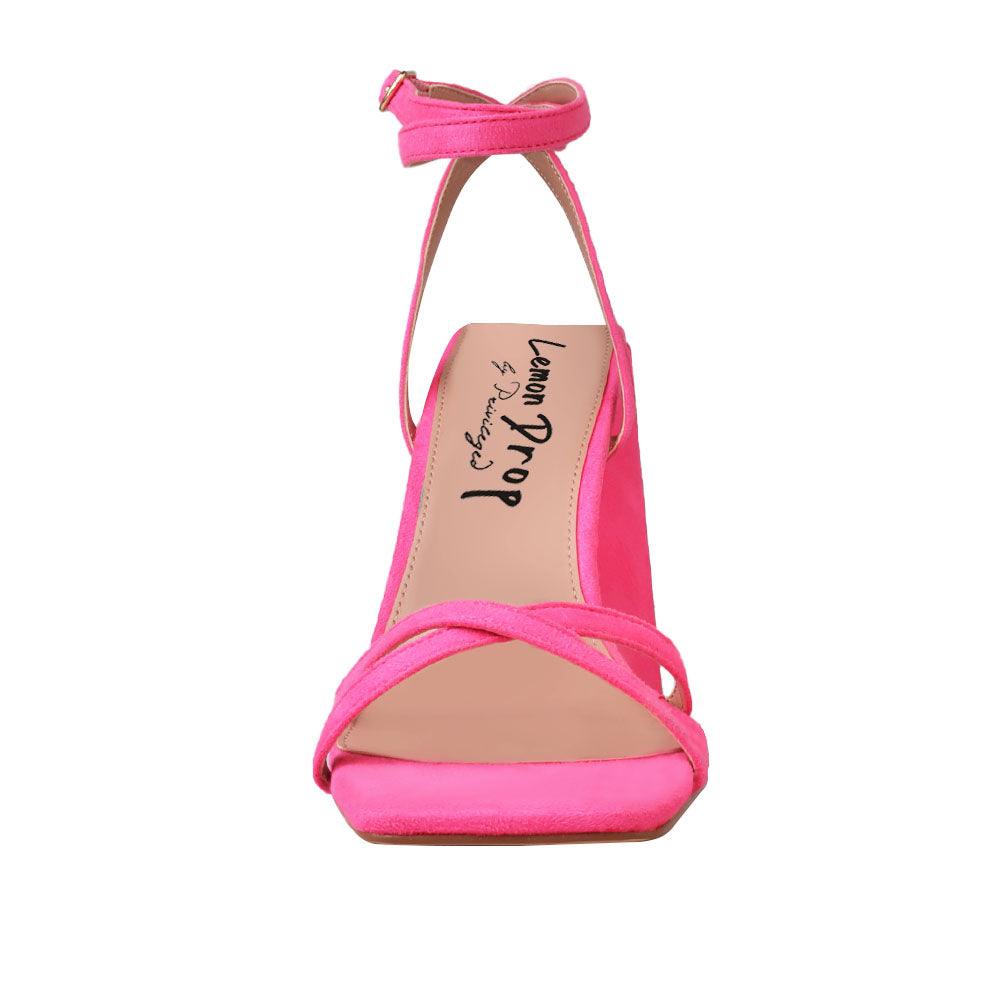 HeelPrivilegedNaomi