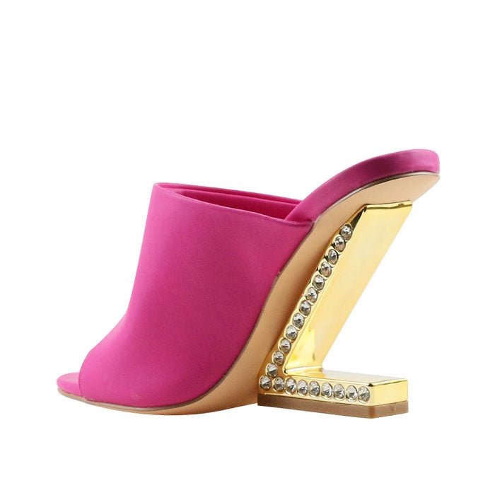 HeelPrivilegedOrlia