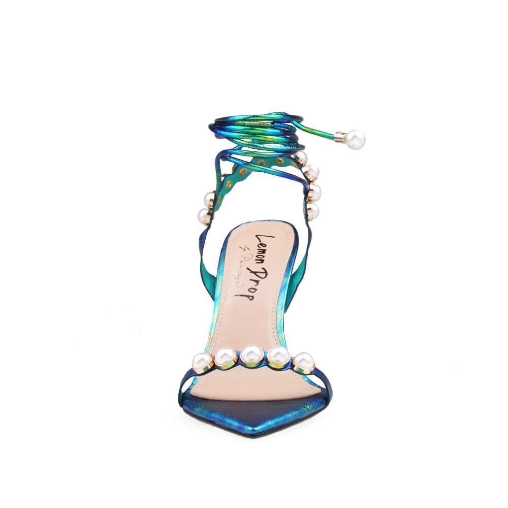 HeelPrivilegedRainey