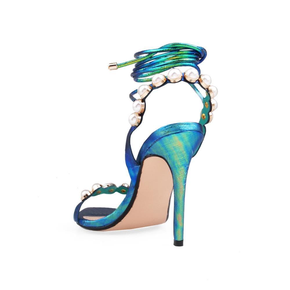 HeelPrivilegedRainey