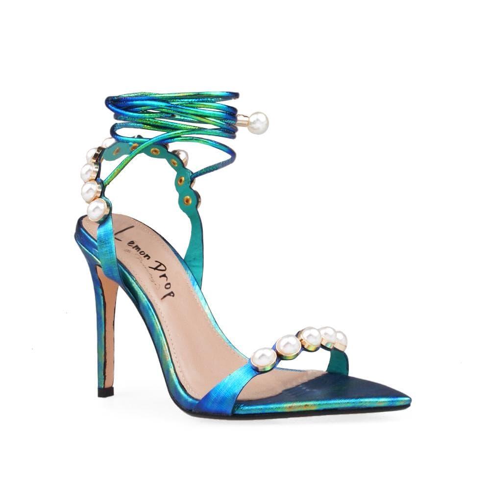 HeelPrivilegedRainey