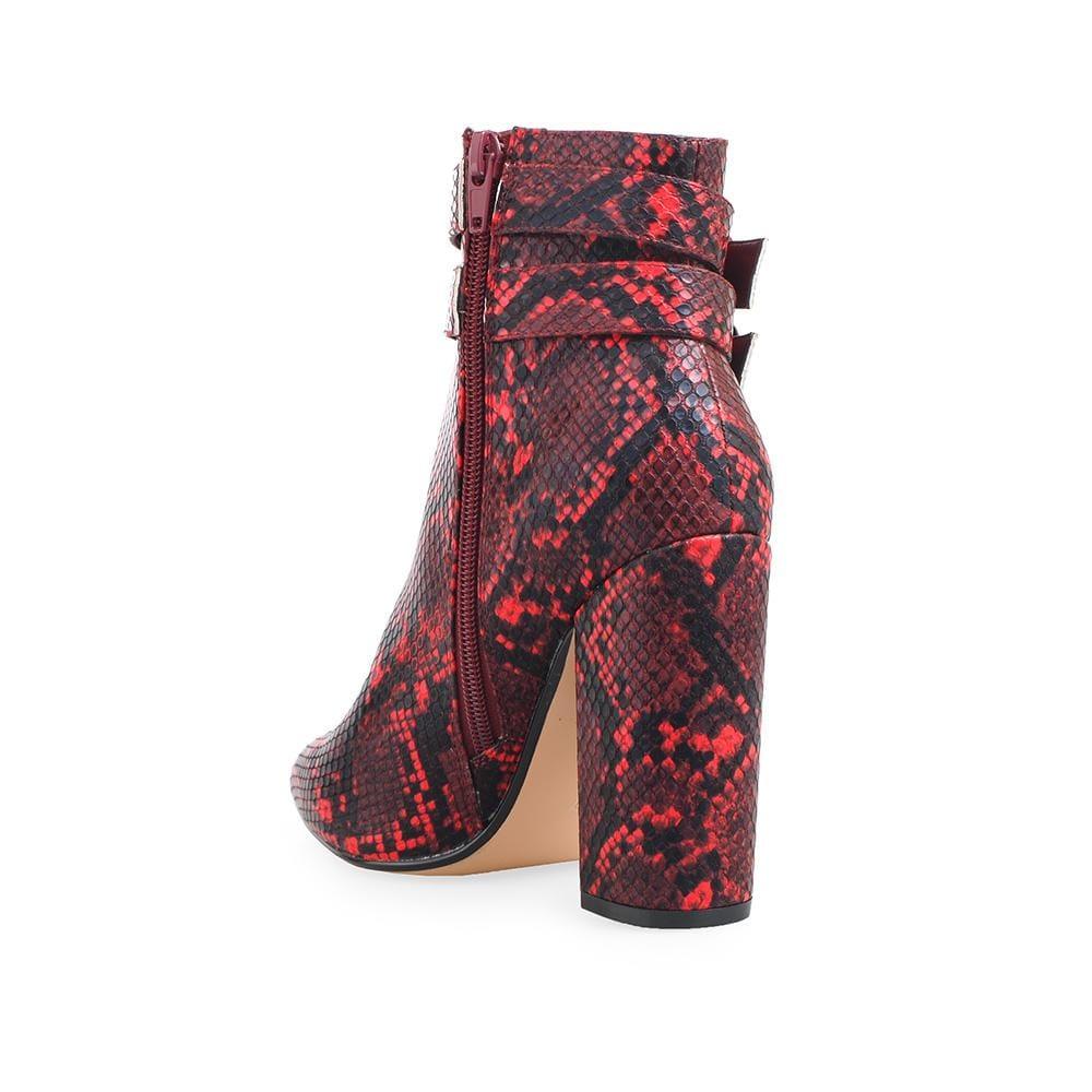 FootwearPrivilegedRheina