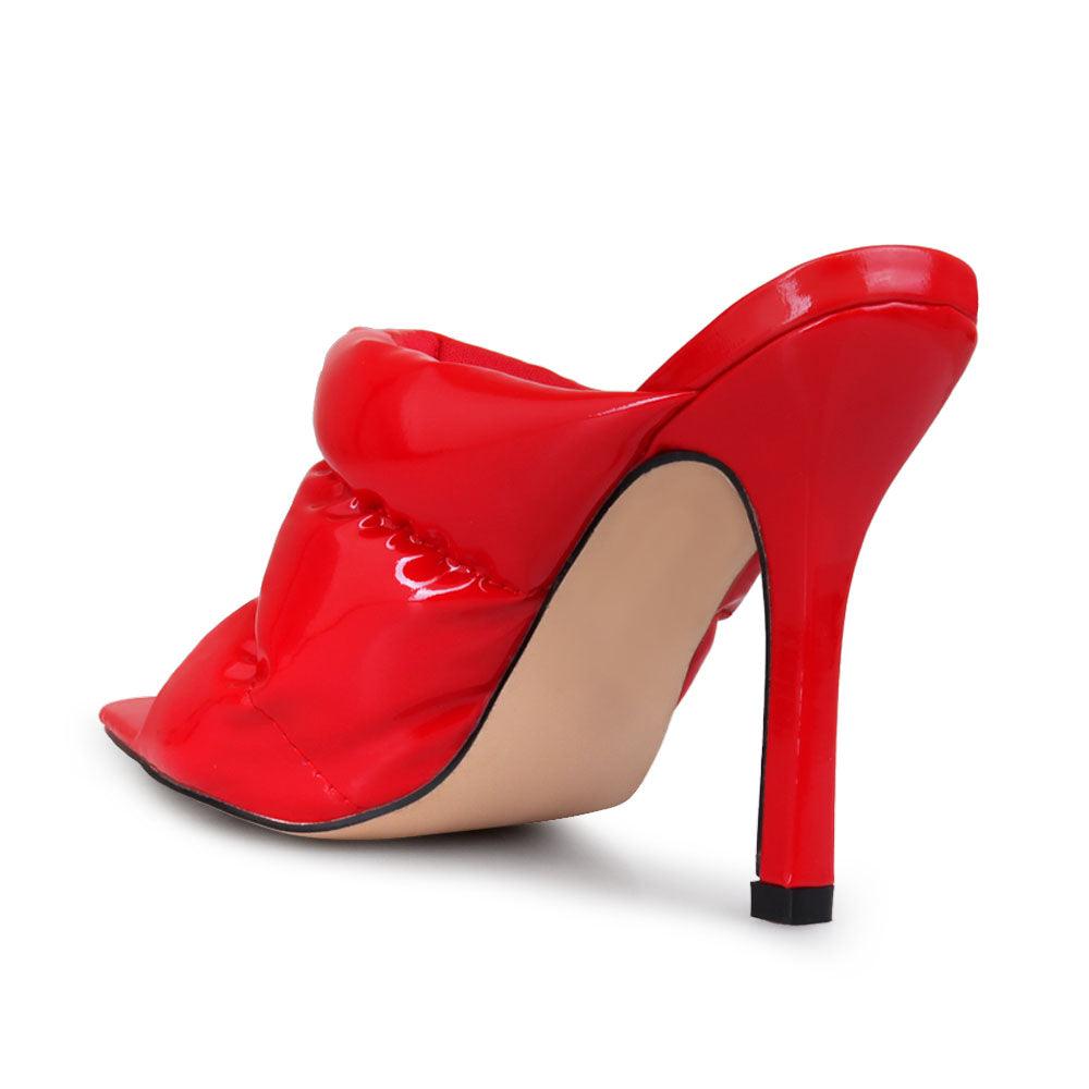 HeelPrivilegedRosalie