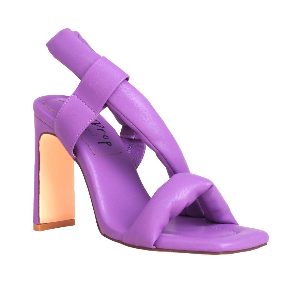HeelPrivilegedTinley
