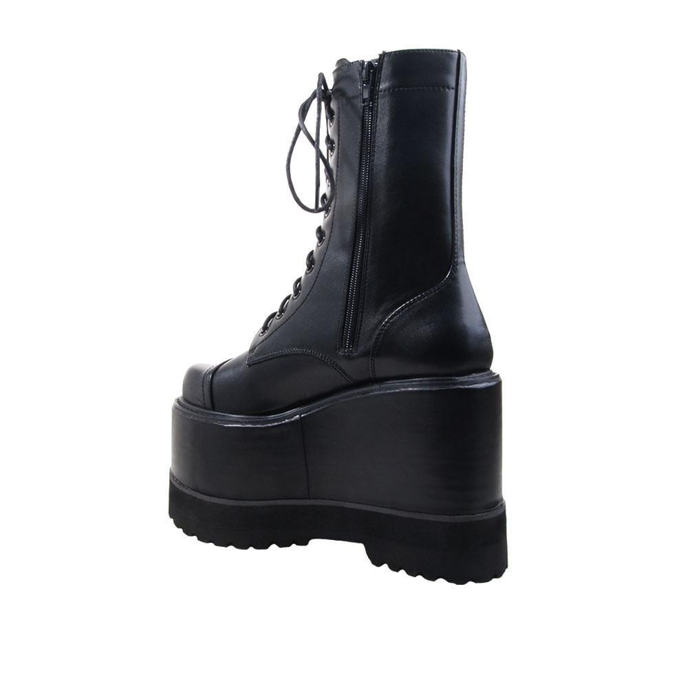 Black colored women platform booties-posterior view