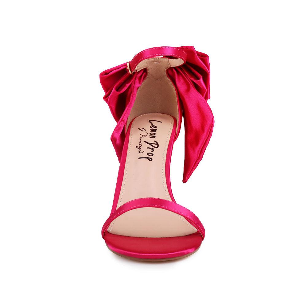 HeelPrivilegedWoodell