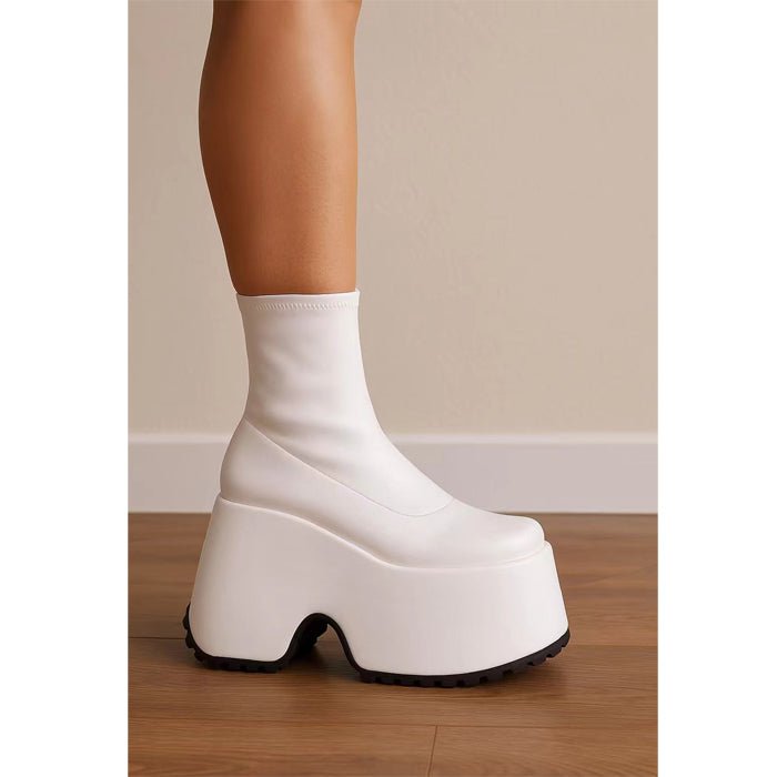 BootiePrivilegedYbarra
