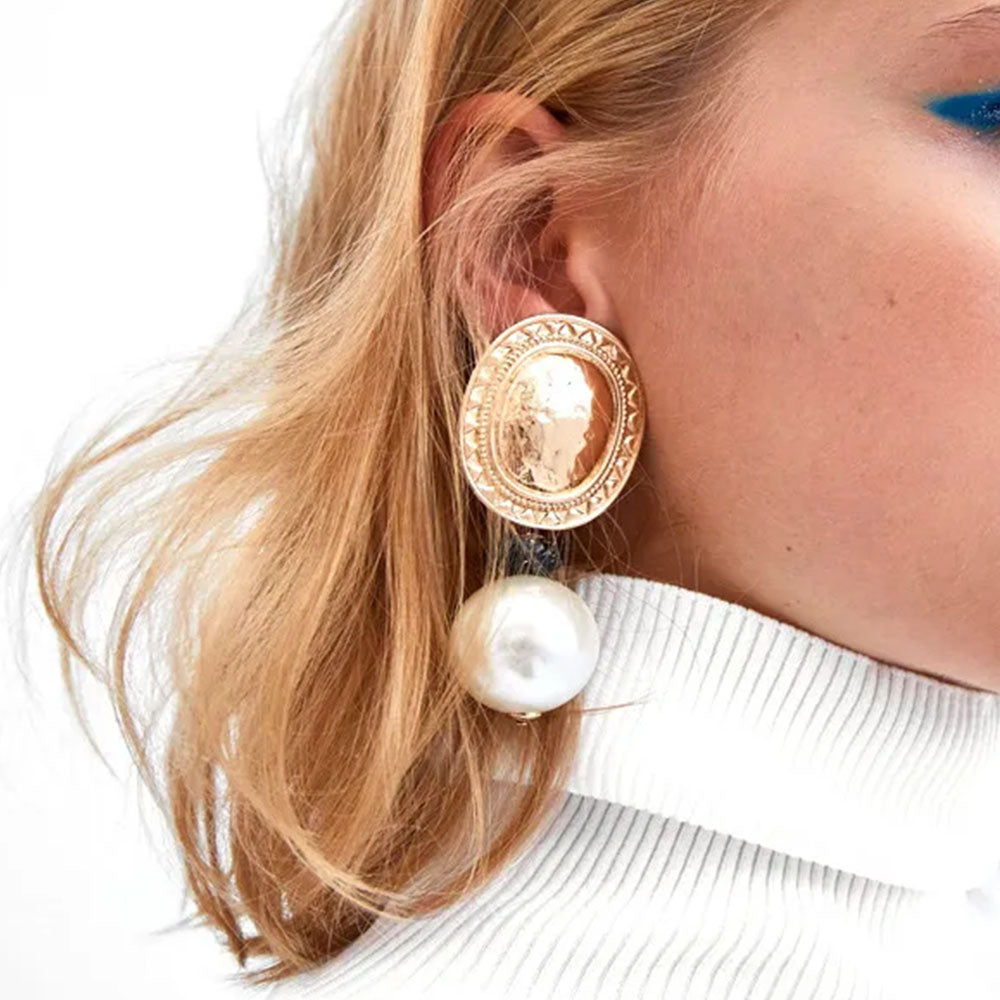 Pearly Earrings