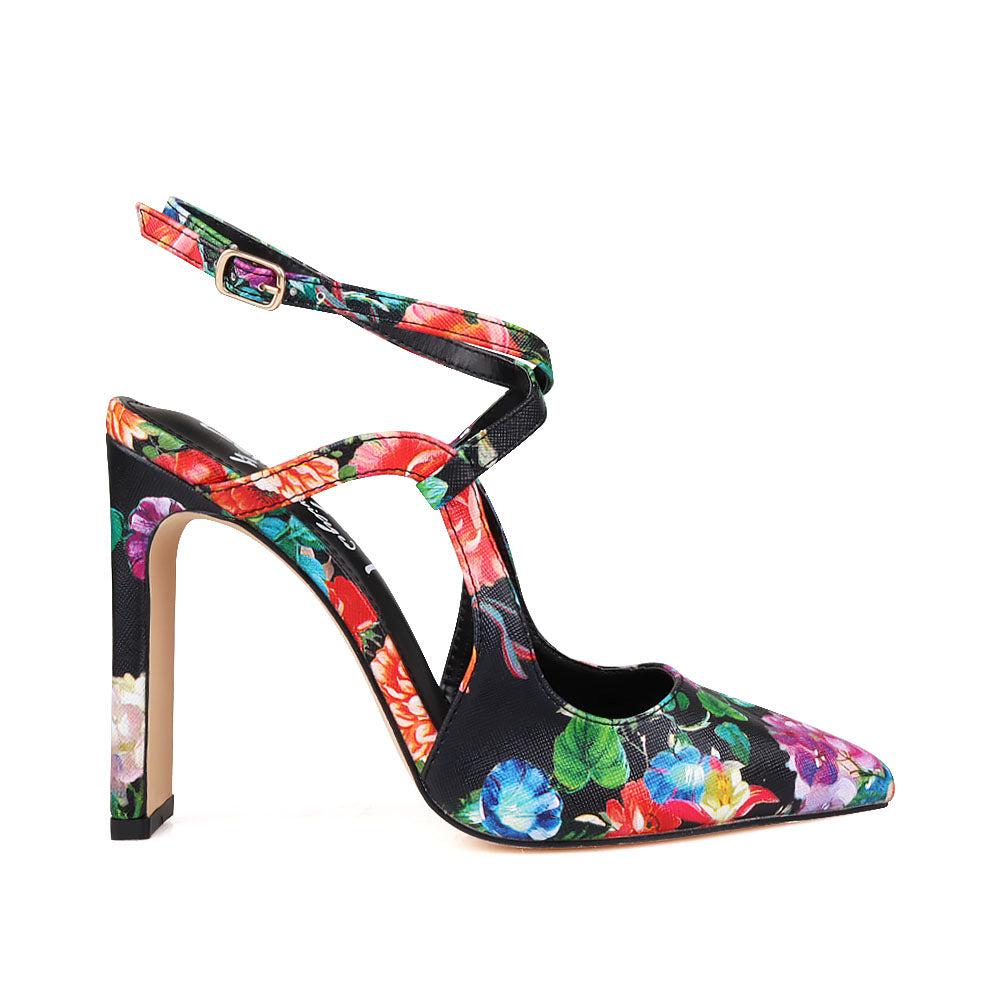 HeelPrivilegedAisling