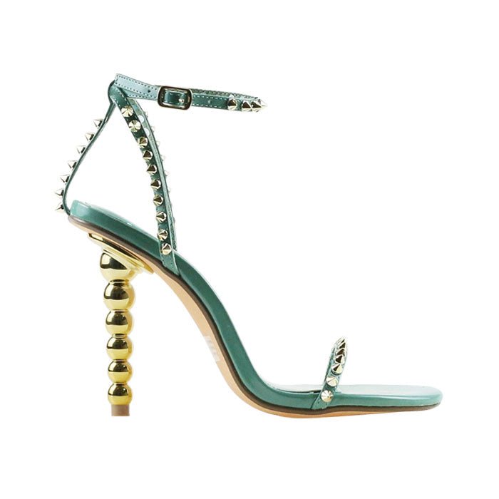 HeelPrivilegedBrewster