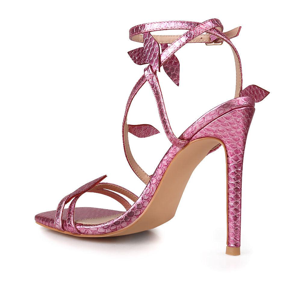 HeelPrivilegedBrielle