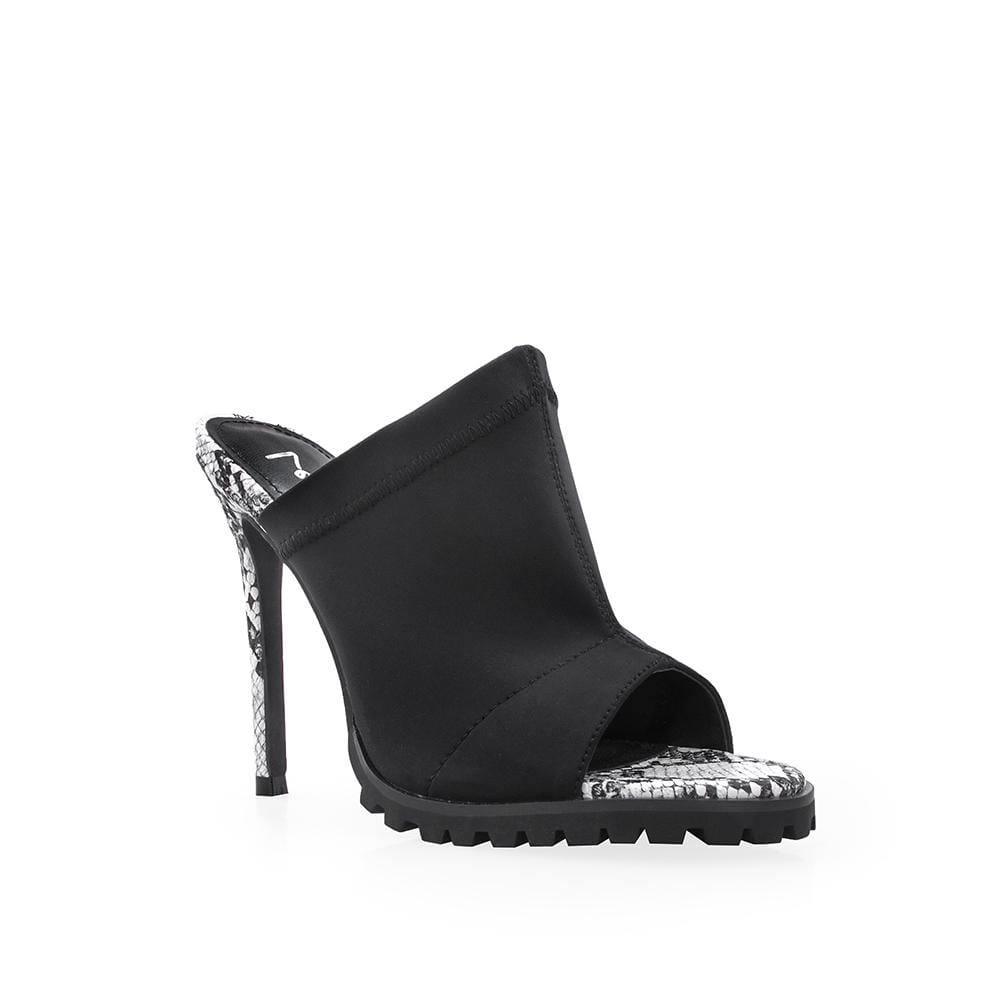 HeelPrivilegedBrindisi