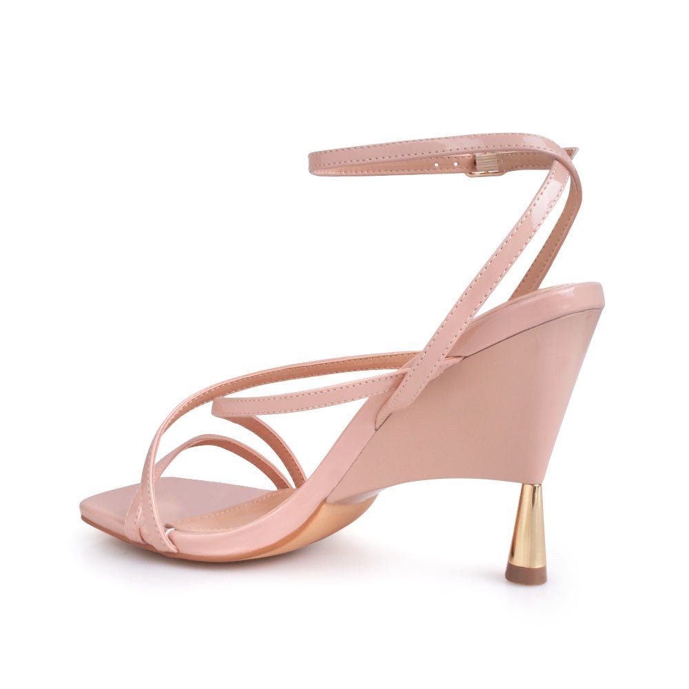 HeelPrivilegedBronson