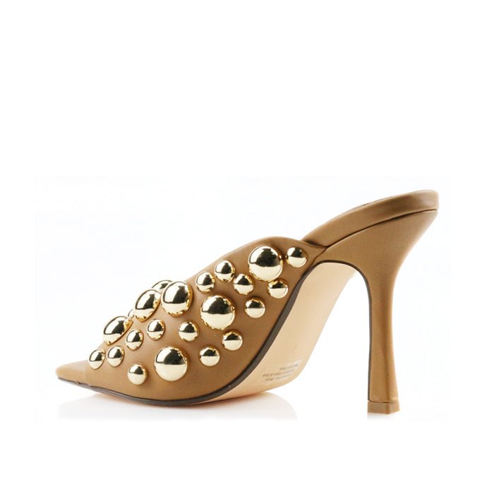 HeelPrivilegedChic