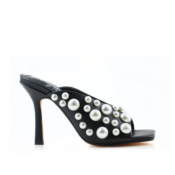 HeelPrivilegedCormac