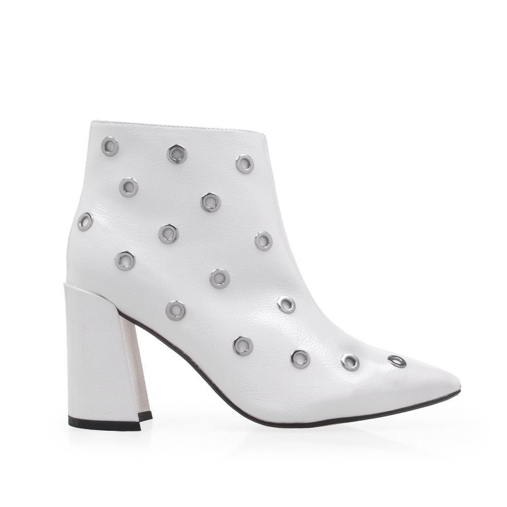 BootiePrivilegedCornd