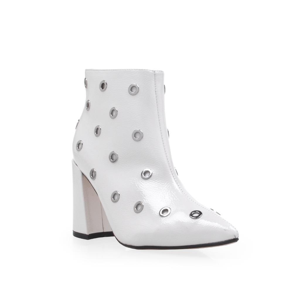 BootiePrivilegedCornd