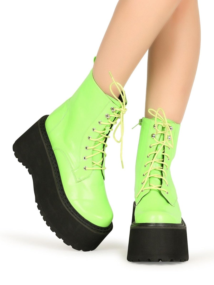 BootiePrivilegedCornelia